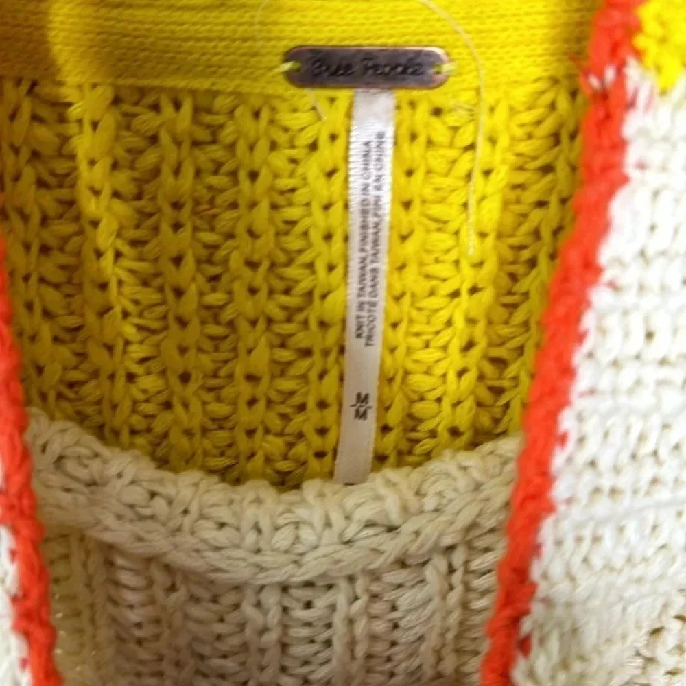 Free People Sunbrite yellow/orange whimsical Mock Neck Sweater size Medi… - Picture 5 of 7